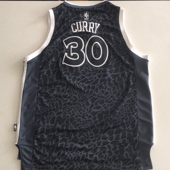 Vintage curry jersey 100$ fits like a Large - Picture 8 of 8